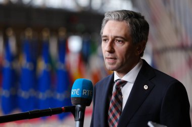 İrlandalı Taoiseach (Başbakan) Simon Harris 18 Nisan 2024 'te Brüksel, Belçika' da düzenlenen gayrı resmi Avrupa Birliği liderleri zirvesine katıldı..