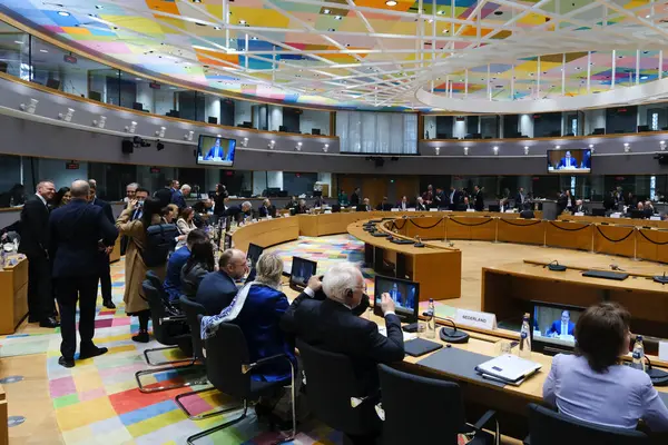 Ministerikokous Eurooppa Neuvoston Päämajassa Brysselissä Maaliskuuta 2024 — kuvapankkivalokuva