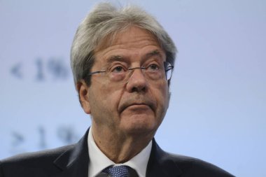 Avrupa Komisyonu Üyesi Paolo GENTILONI 'nin 15 Mayıs 2024' te Brüksel, Belçika 'da düzenlediği basın toplantısı.