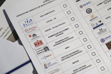 15 Mayıs 2024 'te Brüksel, Belçika' da yapılacak Avrupa seçimleri için Yunan posta oylaması.