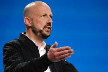 9 Haziran 2024 'te Brüksel, Belçika' daki Avrupa Seçim Gecesi sırasında Avrupa Parlamentosu 'nda sol grubun başkan vekili Marc Botenga' nın açıklaması.