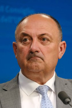 Willy BORSUS, 23 Mayıs 2024 'te Brüksel, Belçika' da düzenlenen basın toplantısında bakan.