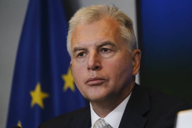 Alfred Kammer, 20 Haziran 2024 Perşembe günü Lüksemburg 'da gerçekleştirilen Eurogroup toplantısı sonrasında düzenlenen basın toplantısında Uluslararası Para Fonu' nun Avrupa Bölümü Müdürü.. 