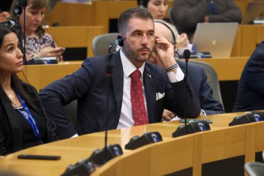 AB Parlamentosu Üyesi Paolo Borchia, 8 Temmuz 2024 'te Belçika' nın Brüksel kentinde düzenlenen yeni Avrupa Grup Vatanseverleri toplantısında basın toplantısına katıldı.. 