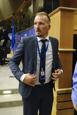 AB Parlamentosu üyesi Sebastiaan Stoteler, 8 Temmuz 2024 'te Brüksel, Belçika' da düzenlenen yeni Avrupa Grup Vatanseverleri toplantısında basın toplantısına katıldı.. 