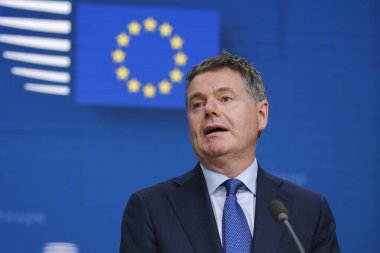 Eurogroup Başkanı Paschal Donohoe, Eurogroup Maliye Bakanlarının 15 Temmuz 2024 'te Brüksel' deki toplantısı sonrasında basın toplantısı düzenledi..