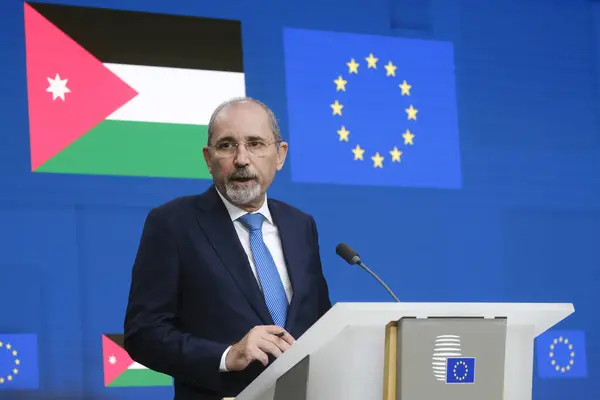 stock image Jordan's Foreign Minister Ayman Safadi during a press conference in Brussels, Belgium on July 15 ,2024