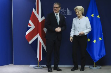 Avrupa Komisyonu Başkanı Ursula von der LeYEN, 2 Ekim 2024 'te Belçika' nın Brüksel kentinde Başbakan Sir Keir Starmer 'ı kabul etti..