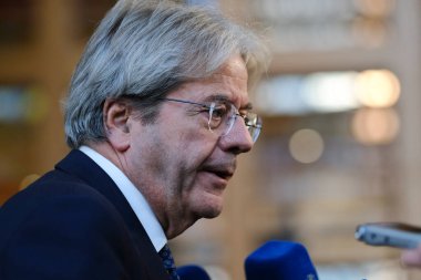 Avrupa Komisyonu Üyesi Paolo GENTILONI, 4 Kasım 2024 'te Brüksel, Belçika' daki Avro Bölgesi maliye bakanları toplantısının başında