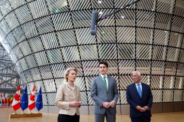 AB Konseyi Başkanı Antonio COSTA, AB Komisyonu Başkanı Ursula von der LEYEN ve Kanada Başbakanı Justin TRUDEAU 12 Şubat 2025 'te Brüksel, Belçika' da gerçekleşen toplantı öncesinde basın toplantısı düzenlediler..