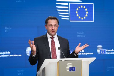 Avrupa Tarım ve Gıda Komiseri Christophe HANSEN 'in basın toplantısı, Belçika' nın Brüksel kentindeki Tarım ve Balıkçılık Konseyi 'nin ardından 24 Şubat 2025.