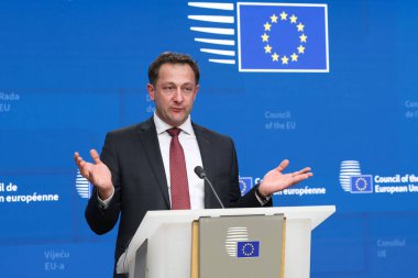 Avrupa Tarım ve Gıda Komiseri Christophe HANSEN 'in basın toplantısı, Belçika' nın Brüksel kentindeki Tarım ve Balıkçılık Konseyi 'nin ardından 24 Şubat 2025.