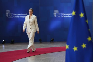 Danimarka Başbakanı Mette Frederiksen, AB Zirvesi 'nin başında 20 Mart 2025' te Brüksel 'deki AB genel merkezinde basın açıklaması yaptı..