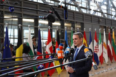 Yunanistan Başbakanı Kyriakos Mitsotakis, 20 Mart 2025 'te Brüksel' deki AB genel merkezinde düzenlenen AB Zirvesi 'nin başında basın açıklaması yaptı..