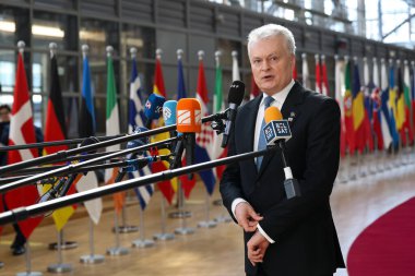  Litvanya Cumhurbaşkanı Gitana Nauseda, 20 Mart 2025 'te AB Zirvesi' nin başında Brüksel 'deki AB genel merkezinde basın açıklaması yaptı..