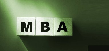 Tahta bloklarda işletme mastırı. 