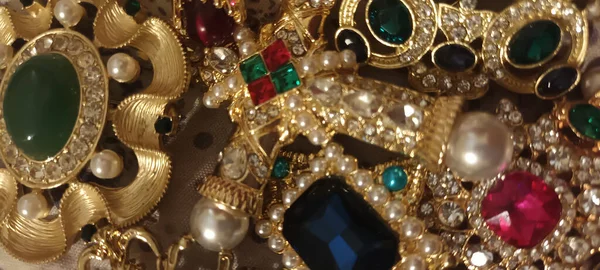 Siyah Arkaplanda Mücevher Görünümünü Kapat — Stok fotoğraf