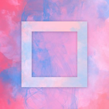 Pembe gradyan üzerinde soyut ışık dumanı.