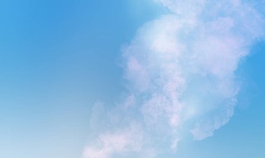 Mavi gökyüzünde beyaz duman bulutu. Soyut mistik dondurma hareketi difüzyon arkaplanı.