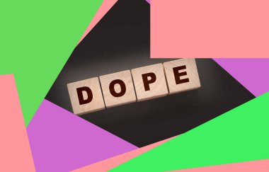 Ahşap bloklar için uyuşturucu kelimesi. Bağımlılık konsepti. Sağlık hizmetleri kavramı.