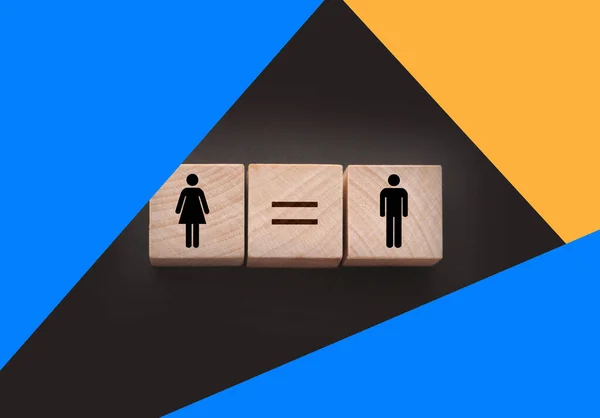 Έννοιες Της Ισότητας Των Φύλων Ξύλινοι Κύβοι Θηλυκό Και Αρσενικό — Φωτογραφία Αρχείου
