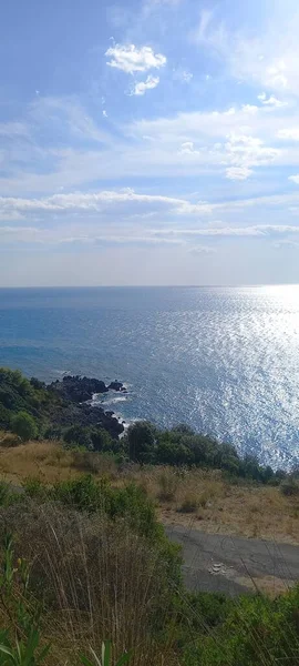 Όμορφη Θέα Μπλε Θάλασσα Φόντο — Φωτογραφία Αρχείου
