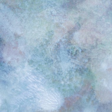 Soyut pembe suluboya tasarımı, boyalı su dokusunu yakından yıkar. Minimalist ve lüks arka plan.