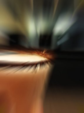 Hızlı hareket eden, parlak renklerde bulanık arkaplan.