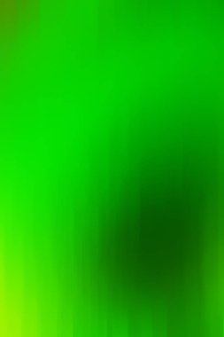 Işığın kırılması ve yüzeylerin vurgulanması ile mavi renklerde soyut kristal arkaplan.