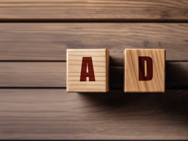 Kelime küpleri masada. Metin için boşluk