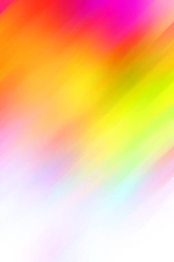 Bir bardak kırmızı şarap zeytinlerle dolu bir masada duruyor..