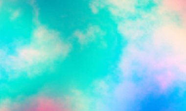 Bulutlar Retro renk tonunu mavi gökyüzü güneşli gün ile