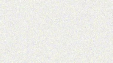 Eski bir TV ekranından ses geliyor. Televizyon ekranı gürültü arızası. Arıza statik beyaz gürültü televizyonu. Gri tahıl döngüsü arka planı.