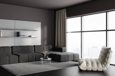 Karanlık oturma odasının iç tarafında kanepe, panoramik pencere, koltuk, raf, panoramik pencere, kitaplar, gri duvar, ahşap zemin. Minimalist tasarım kavramı. Buluşma yeri. 3d oluşturma