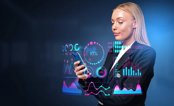 Businesswoman Working Smartphone Virtual Screen Percentage Circle Big Data Analysis — Zdjęcie stockowe