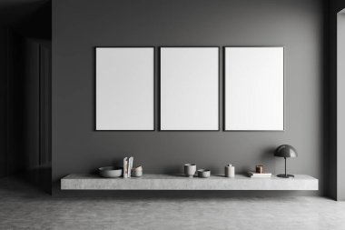 Karanlık oturma odasının içini üç boş beyaz poster, koltuk, çanak çömlek dolu raf, beton zemin. Buluşma yeri kavramı. Model yap. 3d oluşturma