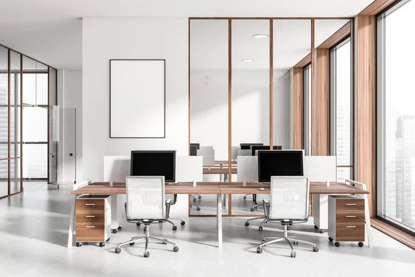 Leichtes Coworking Interieur Mit Sesseln Und Auf Hellem Betonboden Büroarbeitsplatz — Stockfoto