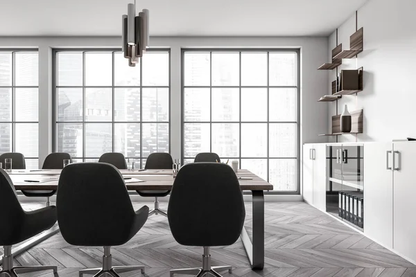 Weiße Konferenzräume Mit Sesseln Und Werkzeug Bord Hartholzboden Besprechungsraum Und — Stockfoto