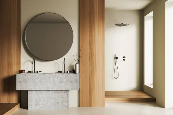Interior Banheiro Bege Com Pia Dupla Chuveiro Pódio Janela Acessórios — Fotografia de Stock