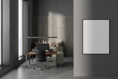 Çalışma masası, koltuklar ve bilgisayar paylaşımı ile karanlık işler. Minimalist dekorasyon ve panoramik pencere. Bölümdeki tuval posterini taklit et. 3B görüntüleme