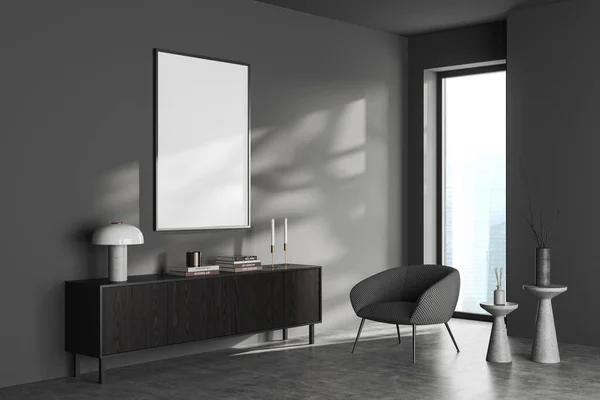 Dunkles Wohnzimmer Mit Sessel Seitlichem Sideboard Und Kunstdekoration Mit Panoramafenster — Stockfoto