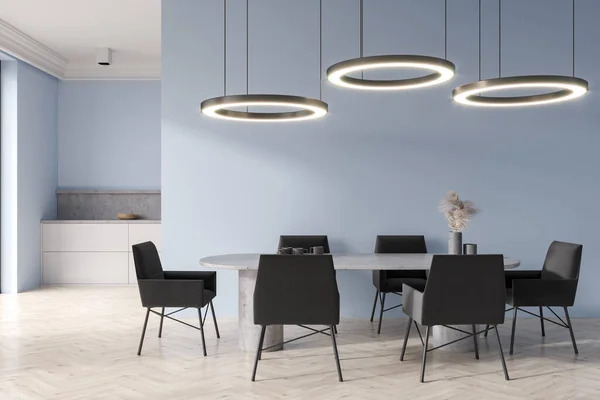 Interior Cozinha Azul Com Poltronas Mesa Jantar Com Lâmpadas Piso — Fotografia de Stock