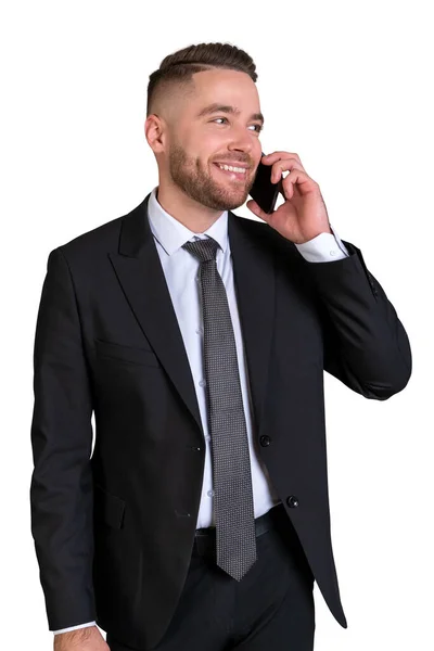 笑顔のビジネスマンの電話で 白い背景に隔離された黒の正式なスーツの肖像画を呼び出します ビジネスネットワーク コミュニケーション オンライン会議の概念 — ストック写真