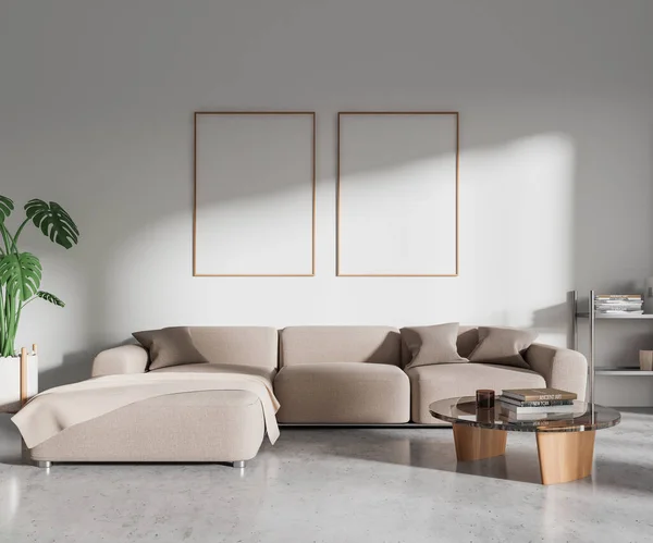 Weiße Wohnzimmereinrichtung Mit Sofa Regal Mit Stilvoller Kunstdekoration Grauer Betonboden — Stockfoto