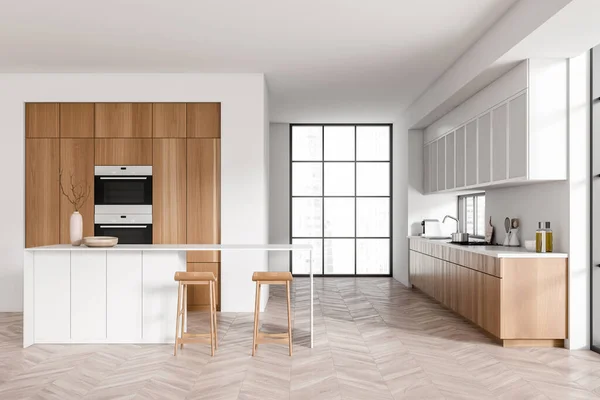 Witte Keuken Interieur Met Barstoelen Eiland Hardhouten Vloer Plank Keukengerei — Stockfoto