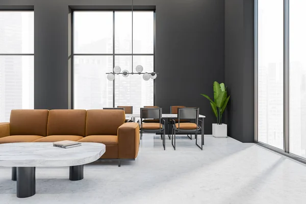 Graue Wohnzimmereinrichtung Mit Sofa Und Sesseln Mit Tisch Pflanze Der — Stockfoto