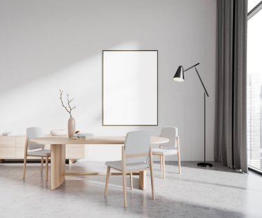 Oturma odasının içinde yemek masası ve sandalyeler, gri beton zeminde ahşap büfe. Gökdelenlerin panoramik penceresi. Tuvalin posterini hazırla. 3B görüntüleme