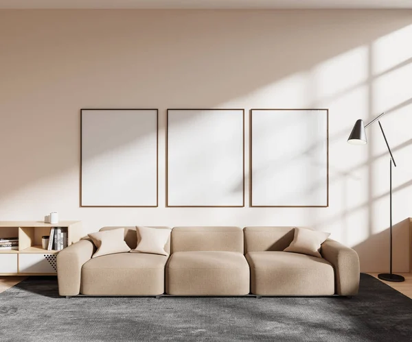 Interiér Moderního Obývacího Pokoje Béžovými Stěnami Dřevěnou Podlahou Pohodlnou Béžovou — Stock fotografie