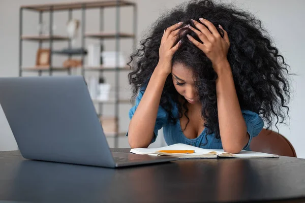 Tired Stressed Black Businesswoman Hard Working Hands Holding Head Office — Stock Photo, Image