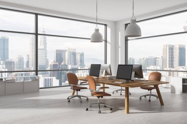 Koltuklarla birlikte çalışan hafif bir iç mekan, paylaşılan bir masadaki bilgisayar, yan görünüm. Gökdelenlerin üzerinde büfe ve pencere olan beyaz iş odası köşesi. 3B görüntüleme